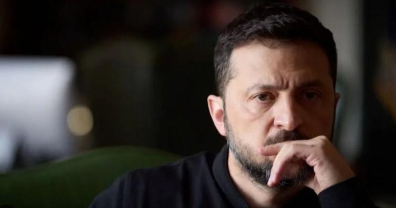 Зеленський підкреслив, що співпраця зі США повинна бути повністю продуктивною. Він зазначив, що Україна завжди виступала за дипломатичні рішення, а не як перешкода. ВІДЕО