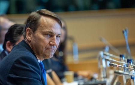 Здобуття перемоги націоналістами на виборах у Польщі не вплине на зусилля в протистоянні Росії, ‒ зазначив Сікорський.