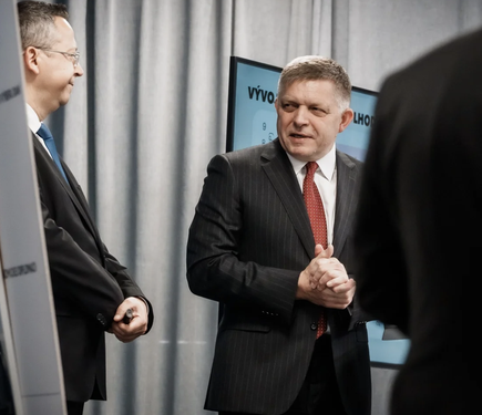 Фіцо виступив з ініціативою призупинити голосування щодо санкцій Європейського Союзу проти Росії.