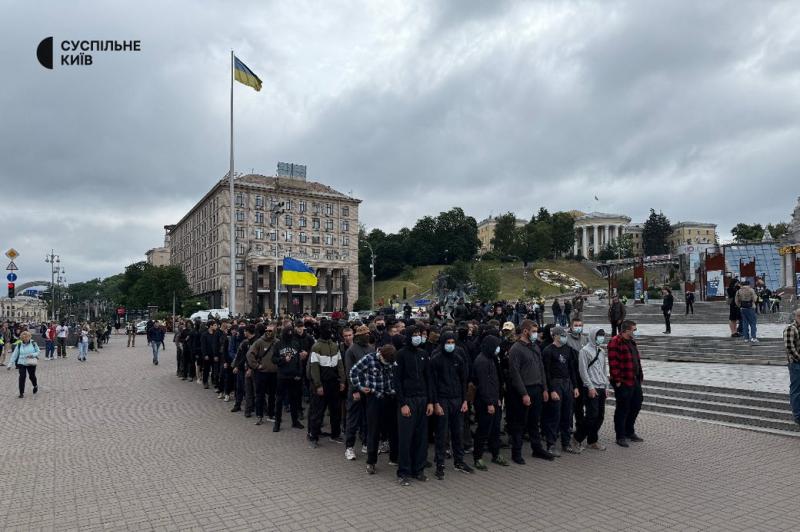 Дозволивши проведення 