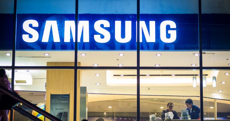 Падіння гіганта: як Samsung зазнає фінансових втрат через штучний інтелект і яке це має відношення до смартфонів.