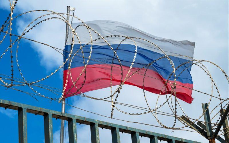 Не вступив у шлюб – на передову: в Росії планують покарання для тих, хто не формує сімейні стосунки.