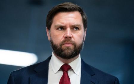 Венс: Україна потребує забезпечення гарантій, тоді як Росія прагне отримати контроль над новими регіонами.