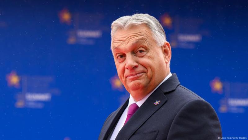 Орбан ініціював кампанію зі збору підписів проти 
