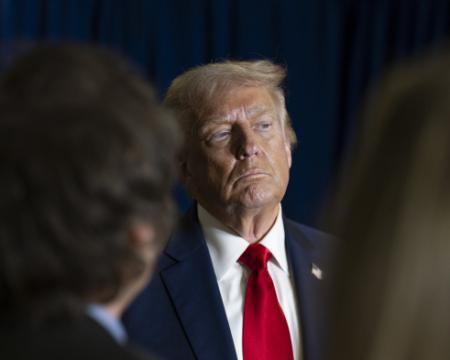Трамп висловив своє обурення через п'ятигодинну бесіду, яку його представник вів з Путіним.