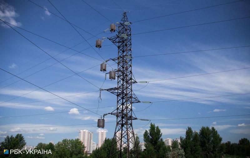 Експерт зазначає, що боргова криза та цінові обмеження стримують прогрес у розвитку енергетичного ринку.