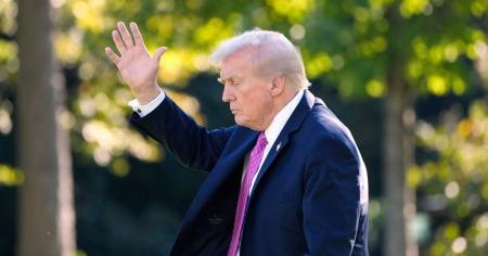 Радикальна невизначеність: стратегія Трампа стала шоком для Путіна -- The Telegraph