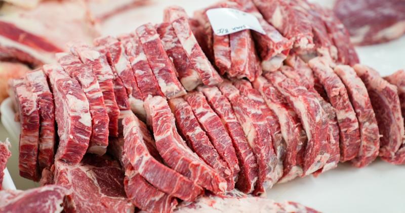 Мутантне м'ясо скоро можна буде знайти на полицях канадських магазинів, що стало приводом для американців дізнатися про неприємний секрет.