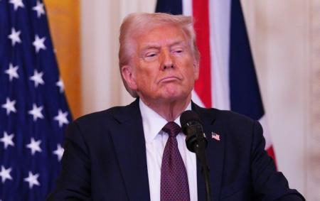 Особи, які страждають на онкологічні захворювання, ожиріння або неврози, можуть отримати відмову у візах до США: Трамп видав відповідне розпорядження.