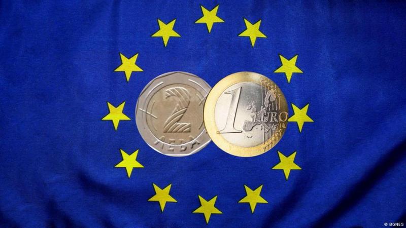 Болгарія переходить на євро: які переваги це принесе для Софії?