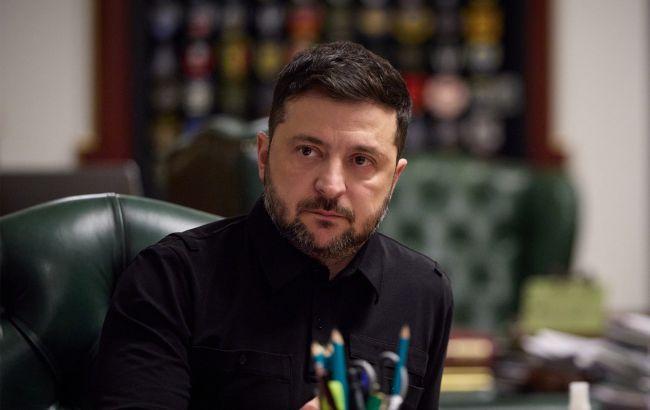 Це стало хитромудрим маневром, несправедливою грою, - зазначив Зеленський, коментуючи відмову України від ядерної зброї.